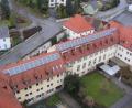 Bild: Jürgen Zach, Kloster Ensdorf/exb
Auf dem Dach des Klosters in Ensdorf ist bereits seit 2007 eine PV Anlage installiert.