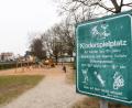 Bild: Gabi Schönberger
Der Spielplatz in der Fichtestraße ist, wie 14 weitere Spielplätze im Stadtgebiet von Weiden, im Winter geschlossen. Das ist unter anderem dem fehlenden Personal für die regelmäßigen Kontrollen geschuldet.