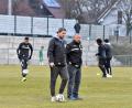 Archivbild: Hubert Ziegler
Kai Hempel (links) und Markus Kipry (rechts), die beiden Trainer der DJK Gebenbach, wissen, wie gut die DJK Vilzing ist.