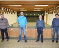Bild: Reiner Hoffmann/exb
Die Poppenrichter Drei-Mohren-Schützen richten wieder ein Sepplschießen aus (von links): Josef Schmaußer, Sieger Thomas Steindecker, Markus Gebhard und Schießleiter Lothar Mehringer.