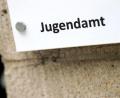 Bild: Arno Burgi/dpa
Das Jugendamt ist auch für die Kindertagespflege im Landkreis Tirschenreuth zuständig.