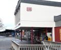 Bild: Petra Hartl
Die Amberger SPD-Fraktion würde gerne den Bahnhof kaufen, um die notwendigen Umbauten zu beschleunigen. Die Bahn verkauft aber nicht.