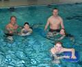 Bild: jr
Großen Anteil am Erfolg des Projekts „Schwimmunterricht intensiv“ haben die beiden Bademeister Stefan Helgert (links) und Stefan Pelz, die dafür von der Stadt abgestellt wurden.