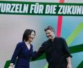 Bild: Kay Nietfeld/dpa
Außenministerin Annalena Baerbock und Wirtschaftsminister Robert Habeck. Ihr Pragmatismus könnte in der Nordoberpfalz zum Erfolgsrezept der Basis werden.