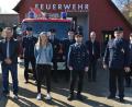 Bild: dob
Reinhard Wiesent (Zweiter von rechts) bleibt Vorsitzender und Richard Seegerer (Vierter von rechts) Stellvertreter bei der Feuerwehr Böhmischbruck. Franziska Reitinger engagiert sich als junge Nachwuchsfeuerwehrfrau im Führungsteam.