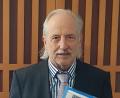 Bild: nib
Achim Poppelreuther überreichte der Gemeinde ein positives Gutachten über den Organisationsaufbau.