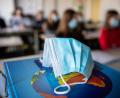 Symbolbild: Matthias Balk/dpa
In Bayerns Schulen fällt die Maskenpflicht.