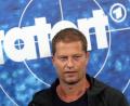 Bild: Christian Charisius/dpa
Als der Schauspieler Til Schweiger „Tatort“-Kommissar wird, will er auch gleich den Vorspann des Krimi-Dauerbrenners austauschen. War das ernst gemeint?