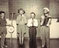 Bild: Archiv Sepp Ertl/exb
Bereits 1956 spielte der 13-jährige Sepp Ertl (Zweiter von rechts) bei der Abschlussfeier seiner Hahnbacher Volksschule die Klarinette.