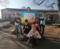Bild: Grundschule Krummennaab/exb
Durch Lesen helfen die Grundschüler Ukraine-Flüchtlingen. 1381,75 Euro nahmen sie durch ihre Aktion ein.