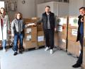 Bild: ubb
Claudia Plank und Bernadette Holm überreichten Volker Höcht und Franz Göhl vom Lions-Club Tirschenreuth im Lagerraum des Kartonagenwerks Liebenstein 1000 Euro für die Ukraine-Hilfe.