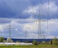Bild: Hösamer
Der Ostbayernring, hier nahe Krondorf (Stadt Schwandorf), soll erneuert werden. Gegen die Stromtrasse regt sich Widerstand.