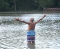 Bild: Gabi Schönberger
Im Schätzlerbad Weiden bleibt auch in 2022 nur der Badeweiher zum Schwimmen. Wer lieber in ein Becken eintaucht muss in die Freibäder im Landkreis Neustadt/WN ausweichen.