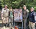 Bild: Julia Märkl/exb
Zum Schutz der dort lebenden Wildtiere haben die Jäger in den Revieren Oberwappenöst und Zinst mehrere Info-Tafeln aufgestellt.