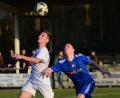 Bild: ham
Benjamin Wolf (links) hat den Ball immer im Blick. Er und seine Kollegen des TSV Detag Wernberg sind beim Schluisslicht DJK Ensdorf haushoher Favorit.