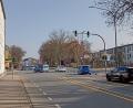 Bild: shl
Die Verkehrsführung stadtauswärts am Rotkreuzplatz wurde geändert: Die Linksabbieger haben die Spur nun für sich alleine und bekommen obendrauf eine "eigene" grüne Ampelphase ohne Gegenverkehr.