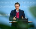 Bild: Bernd von Jutrczenka/dpa
Bundesgesundheitsminister Karl Lauterbach (SPD) äußert sich bei einer Pressekonferenz zur aktuellen Corona-Lage.