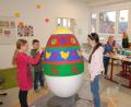 Bild: pop
Nicht nur wie hier in der Grundschule mit Mia, Tim, Saga und Lukas, auch im Kindergarten wurde fleißig gemalt.