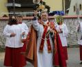 Bild: ads
Nach zwei Jahren Corona-Zwangspause konnte die Pfarrei St. Georg am Palmsonntag wie üblich mit der Weihe der Palmbüschel durch Pfarrer Markus Brunner und einer Palmprozession vor dem Gottesdienst in der Georgskirche begehen.