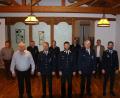 Bild: FFW Michelfeld/exb
Nach den Ehrungen und Wahlen bei der Feuerwehr Michelfeld: (vorne von links) Willi Müller (geehrt für 50 Jahre), die wiedergewählten Kommandanten Stefan Neukam und Andreas von der Grün, Kassenrevisor Reinhard Wittmann und Markus Weber (geehrt für 25 Jahre und Kassenrevisor). Hinten von links die Gratulanten Josef Lehner (Feuerwehrbeauftragter der Stadt); Kreisbrandinspektor Hans Sperber, Kreisbrandmeister Michael Schmidt, Vorsitzender Sebastian Höllerl und Bürgermeister Joachim Neuß.