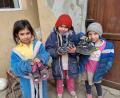 Bild: exb
Bei der Ausgabe der Schuhe an Kinder in Târgu Mureș, Rumänien war die Freude riesengroß.