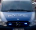 Symbolbild: Carsten Rehder/dpa
Die Polizei brachte einen Mann zu einer lebenswichtigen Operation nach München.