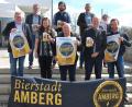 Bild: gsp
Die Vorfreude ist groß bei den Organisatoren des 5. Amberger Bierfests: OB Michael Cerny (vorne von links), Victoria Beale (Schloderer Bräu), ACC-Wirt Michael Eckl, Arno Diener (Sudhang Brauerei) und Franz Kummert. Hinten von links: Anton Bruckmüller, Maximilian Winkler sowie Reiner Volkert und Barbara Cosima Frey (beide Kulturamt Amberg).