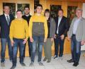 Bild: vlf Tirschenreuth/exb
Im Rahmen seiner Mitgliederversammlung konnte der VlF-Kreisverband einige Neumitglieder willkommen heißen. Im Bild von links: Vorsitzende Helmut Grillmeier, die Neumitglieder Valentin Schmidkonz, Matthias Schmeller, Lukas Härtl, Annkatrin Weiß, Bürgermeister Stefan Grillmeier und Geschäftsführer Wolfgang Wenisch. Es fehlen die ebenfalls aufgenommenen Lukas Legat, Peter Schrott und Kevin Weigl.