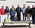 Bild: bnr
Mit zwei Paketen voll Ostergeschenken überraschte die Jugendabteilung des Geflügelzuchtvereins die Bewohner des St. Johannis-Stifts.