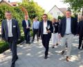Archivbild: Stephan Huber
Bayerns Gesundheitsminister Klaus Holetschek (Mitte) besuchte im September 2021 das Klinikum St. Marien. Damals kündigte er an, sich für das Amberger Modell der Integrativen Onkologie einsetzen zu wollen.