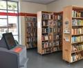 Bild: Stephan Huber
Der öffentliche Bücherschrank stand drei Jahre lang im Vorraum der Rosenberger Sparkasse - nun muss er dort ausziehen.