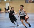 Bild: Tobias Schwarzmeier
Es war gegen aufmerksame Erfurter Verteidiger nicht das Spiel der DJK-Guards. Auch Jariah Oliver (am Ball) hatte keinen guten Tag erwischt.