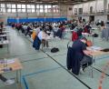 Bild: BSZ Wiesau/exb
Angesichts der hohen Anzahl von Teilnehmern fand die Prüfung in der Dreifachturnhalle (nahe des BSZ) statt.
