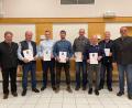 Bild: KTZV Mitterteich/exb
Zahlreiche Ehrungen standen beim Kleintierzuchtverein Mitterteich an. Auf dem Bild (von links) Zweiter Bürgermeister Johann Brandl, Ludwig Grillmeier, Thomas Brunner, Jens Kamm, Franz Bauernfeind, Alexander Kamm, Karl Weiß und Vorsitzender Wolfgang Gründl.