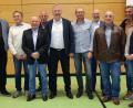 Bild: Hirsch
Die Vorstandschaft des neuen Vereins SV Schwandorf-Ettmannsdorf (von links): Peter von der Sitt, Maximilian Schneid, Reinhard Mieschala, Peter Würfel, Klaus Köhler, Norbert Frank, Kurt Mieschala, Michael Zentner, Horst Hohler und Jana Reil.