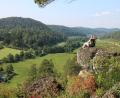 Symbolbild: Regina Wolfohr/exb
Die Natur in Amberg-Sulzbach lädt zum Wandern ein. Über Leader wurde die qualitätsorientierte Verbesserung des kommunalen Wanderwegenetzes gefördert.