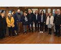 Bild: hba
Der Historische Arbeitskreis hat die neue Sonderausstellung gemeinsam mit der Gäste-Information und der Museumsfachstelle der IKom Stiftland organisiert: (von links) Christa Söllner, Marianne Rustler, Albert Köstler, Inge Kraus, Norbert Höfer, Lorenz Hebert, Barbara Habel, Roswitha Schmeller, Ursula Stingl, Thomas Rode und Bürgermeister Klaus Meyer.