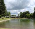 Archivbild: soj
Das Naturbad Selingau mit dem neu renovierten Kiosk erfreut sich großer Beliebtheit.