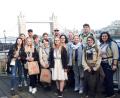 Bild: DPSG Tirschenreuth/exb
"London Scouting" bei der diesjährigen Auslandsfahrt der DPSG Tirschenreuth. Gruppenfoto vor der Tower Bridge. Rechts im Bild Julia Gmeiner und hinten links Alois Schmidkonz, die Verantwortlichen für die Fahrt.