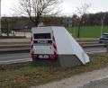 Archivbild: Houschka
Seit nahezu einem halben Jahr beschäftigt dieser über 20 Zentner wiegende Koloss die Amberger Justiz. Der fahrbare Blitzer hatte auf der A6 bei Theuern (Kreis Amberg-Sulzbach) über Tage hinweg Temposünder fotografiert. 500 von ihnen legten Einspruch gegen Bußgeldbescheide ein.