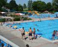 Archivbild: jr
Im Mitterteicher Freibad - hier eine Aufnahme aus dem Archiv - herrscht ab Montag, 16. Mai, wieder Betrieb. Die Verantwortlichen hoffen auf regen Zuspruch.