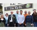 Bild: Petra Hartl
Der Vorstand von I und Tell Amberg (von links): Martina Nimmerrichter, Bettina Rackl, Roland Nimmerrichter, Oliver Gräml, Martin Hoffmann, Werner Rackl, Stefanie Hoffmann und Susanne Gräml.