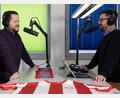 Archivbild: Alexander Unger
Thomas Webel (links) und Fabian Leeb vom Podcast "Powerplay - der Eishockey-Podcast rund um die Blue Devils Weiden" im Podcast-Studio von Oberpfalz-Medien.