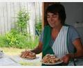 Archivbild: wro
Während der Corona-Pandemie musste das beliebte Hollerküchlfest des Obst- und Gartenbauvereins Wiesau pausieren.