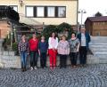 Bild: exb
Der Obst- und Gartenbauverein Etsdorf wählt einen neuen Vorstand (von links): Kreisfachberaterin Michaela Basler, Maria Schießlbauer, Hedwig Meier, Tanja Bauer, Maria Zizler, Christina Schatz und Vorsitzender Josef Bauer.