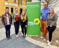Bild: Grüne NEW/exb
Sie sind das Führungsteam des neuen Grünen-Ortsverbands (von links): Schriftführer Daniel Marx, Beisitzerin Sonja Widiker, Sprecherin Annika Schendera, Sprecher Sascha Rusche und Beisitzerin Alica Rusche.