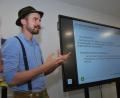 Bild: gsp
Projektleiter Florian Gröninger bei der Präsentation des Abschlussberichts vor dem Kulturausschuss.