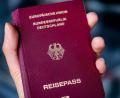 Bild: Fabian Sommer/dpa
Reisepässe sind momentan sehr begehrt.