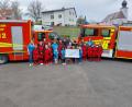 Bild: sak
(hinten, von links): Kinderfeuerwehr-Leiterin Bettina Geier, KGS-Kassier Sabine Kredler, KGS-Vorsitzender Andreas Kredler, KGS-Vize Stefan Stubenvoll, Feuerwehr-Jugendwart Anton Wiesnet, KGS-Beisitzerin Kristina Stümpfl und Kinderfeuerwehr-Leiterin Lena Lautner.