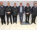 Bild: usc
Ehrungen und Neuwahlen gab es in der Gailoher Feuerwehr. Von links: Vorsitzender Martin Heindl, Martin Ströhl (40 Jahre Mitglied), Wolfgang Geitner (40 Jahre aktiv), Oberbürgermeister Michael Cerny, Kommandant Thimo Höcherl und Zweiter Kommandant Daniel Schildbach.